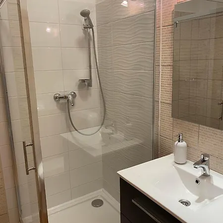 Takacs Vendeghaz 2 Apartmán Šoproň