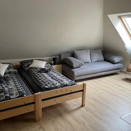 Takacs Vendeghaz 2 * Sopron